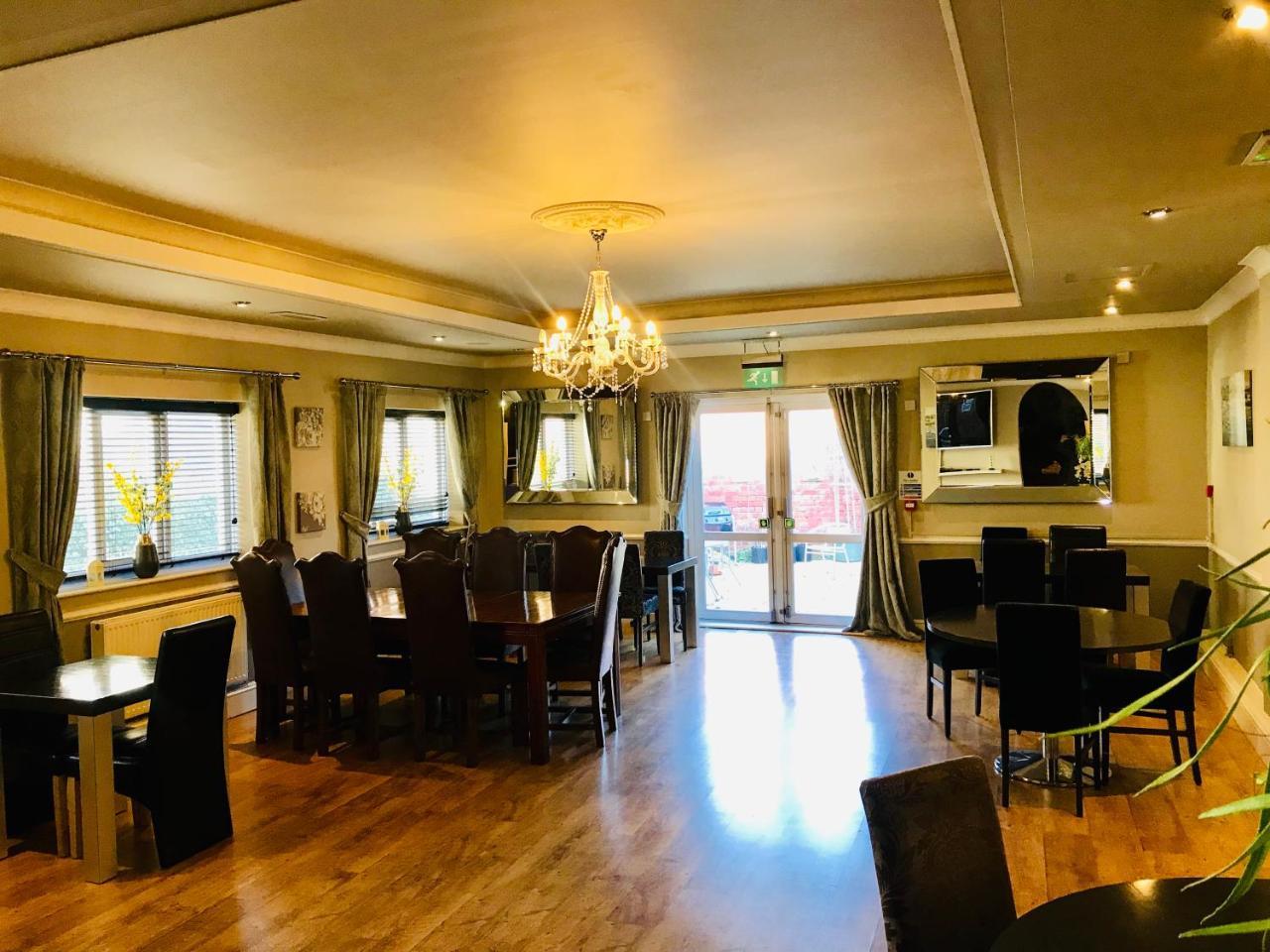 The York Hotel 伍尔弗汉普顿 外观 照片