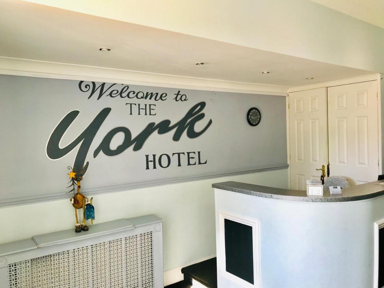 The York Hotel 伍尔弗汉普顿 外观 照片
